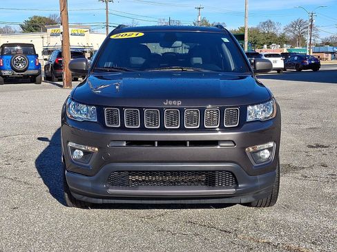 Used 2021 Jeep Compass Latitude w/ Sun and Sound Group image 2
