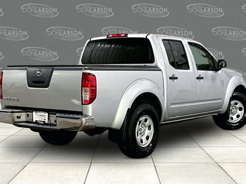 Used 2011 Nissan Frontier S RWD image 7