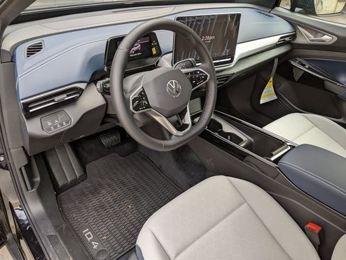 New 2025 Volkswagen ID.4 Pro S Plus image 8