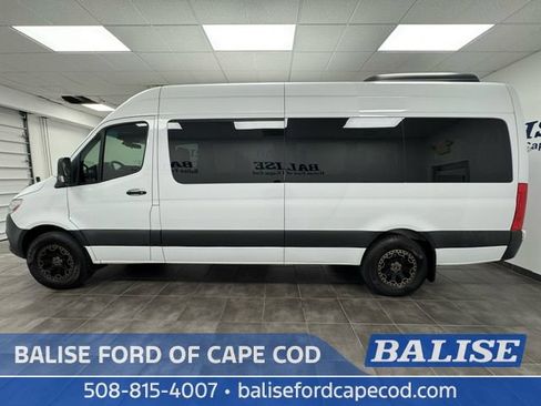 Used 2020 Mercedes-Benz Sprinter 2500 image 4