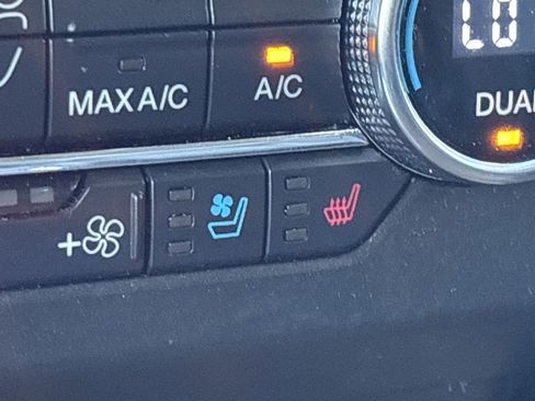 Certified 2020 Ford Expedition Max Platinum image 25