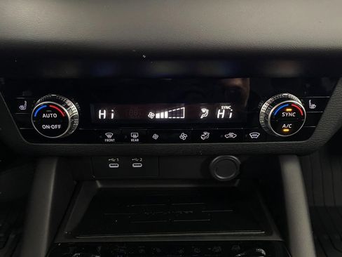 New 2026 Mitsubishi Outlander ES image 23