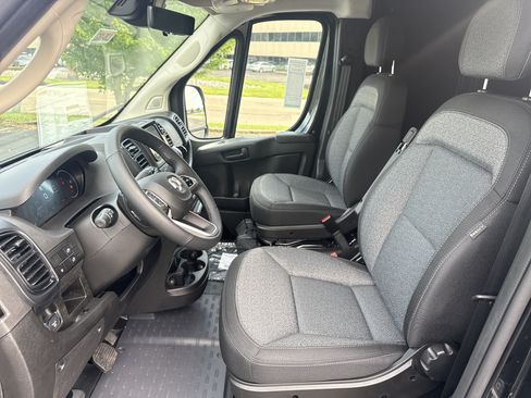 New 2026 RAM ProMaster 2500 w/ Advanced Safety Group FWD image 12