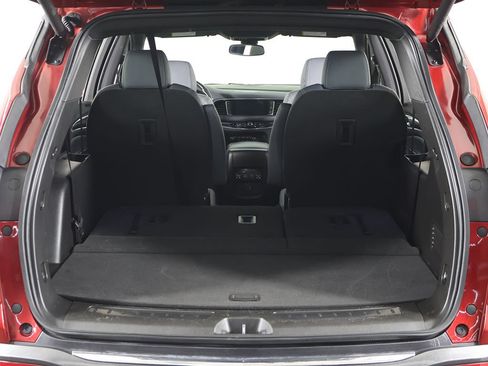 Used 2023 Buick Enclave Essence w/ Sport Touring Edition FWD image 19