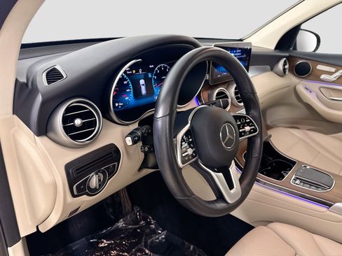 Certified 2022 Mercedes-Benz GLC 300 4MATIC image 9