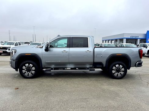 Used 2024 GMC Sierra 2500 Denali w/ Denali Reserve Package image 10
