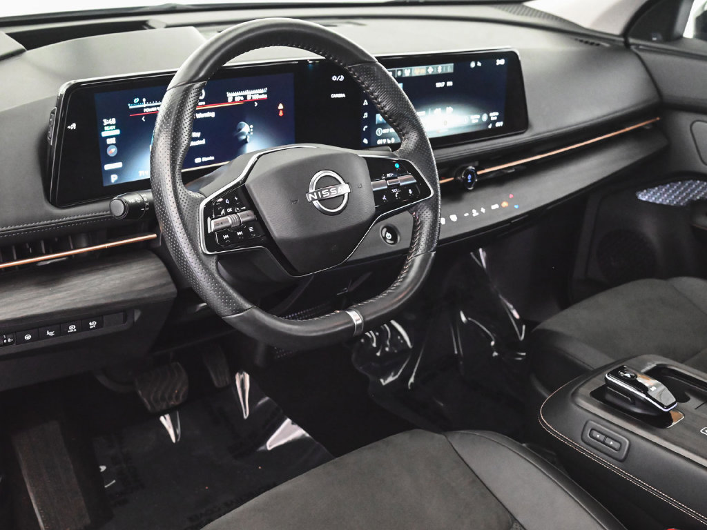 Used 2024 Nissan Ariya AWD image 14