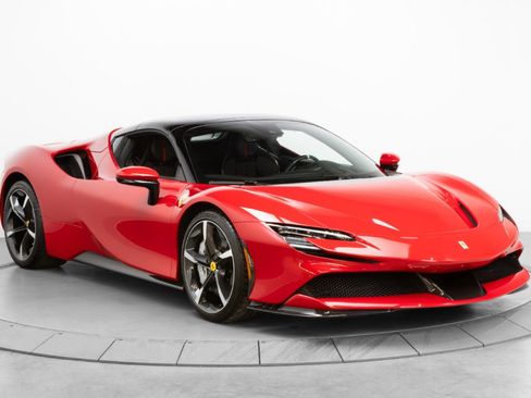 Certified 2023 Ferrari SF90 Spider image 17