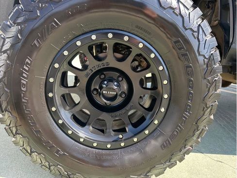 Used 2018 Jeep Wrangler Sport image 19