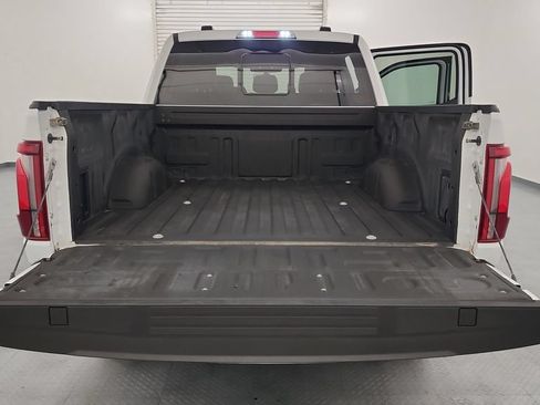 Certified 2024 Ford F150 Lariat w/ FX4 Off-Road Package AWD/4WD image 32
