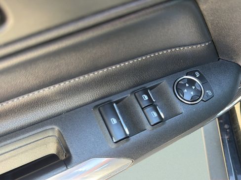 Used 2022 Ford Mustang Premium RWD image 15