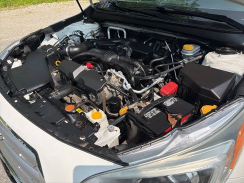 Used 2017 Subaru Outback 2.5i AWD/4WD image 44