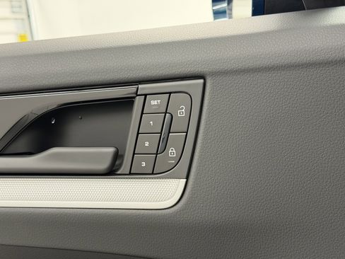 New 2026 Porsche Cayenne E-Hybrid image 29