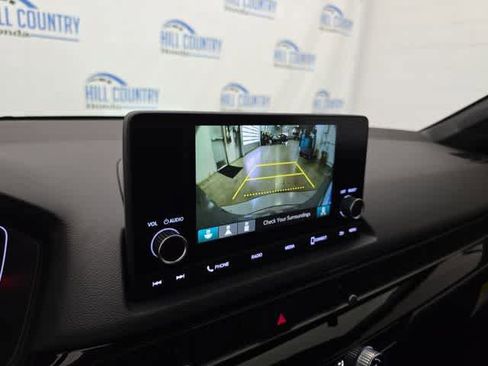 Used 2025 Honda Civic Sport image 30