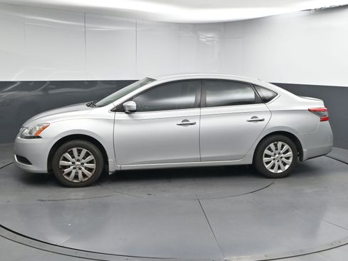Used 2013 Nissan Sentra S image 5