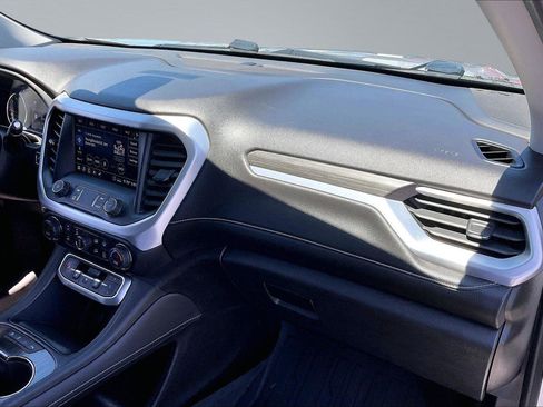 Used 2020 GMC Acadia SLT FWD image 19