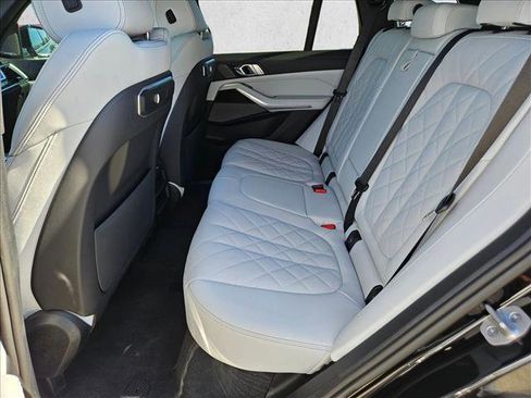 Used 2026 BMW X5 xDrive40i w/ M Sport Package image 16