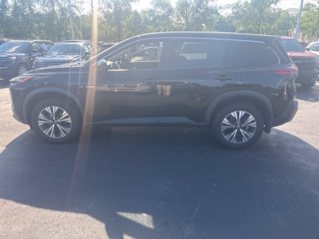 Used 2021 Nissan Rogue SV AWD/4WD image 5