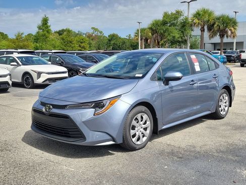 New 2026 Toyota Corolla LE FWD image 31