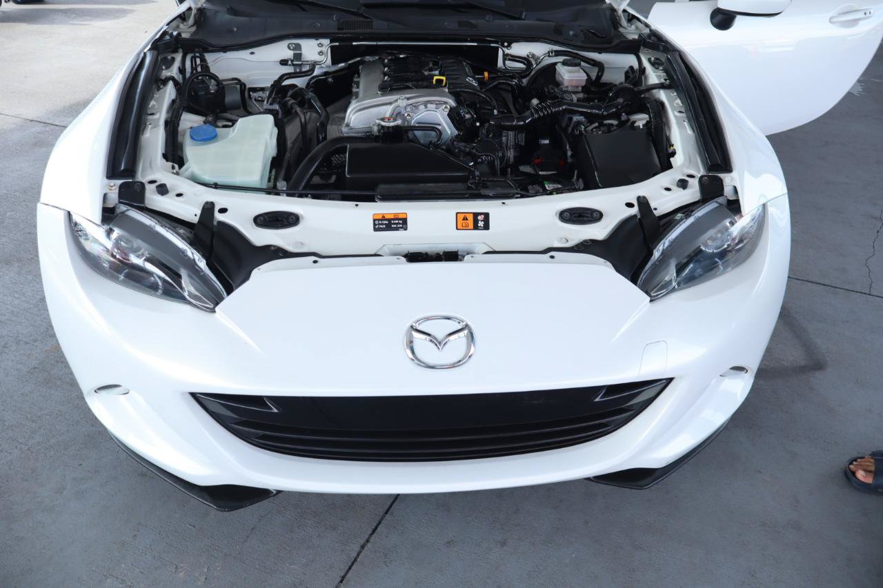 Used 2017 MAZDA MX-5 Miata RF Grand Touring RWD image 40