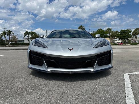 Used 2026 Chevrolet Corvette Z06 w/ Stealth Interior Trim Package image 6
