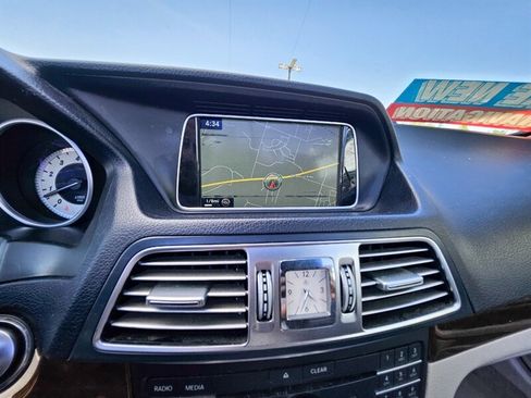 Used 2016 Mercedes-Benz E 400 Cabriolet image 23