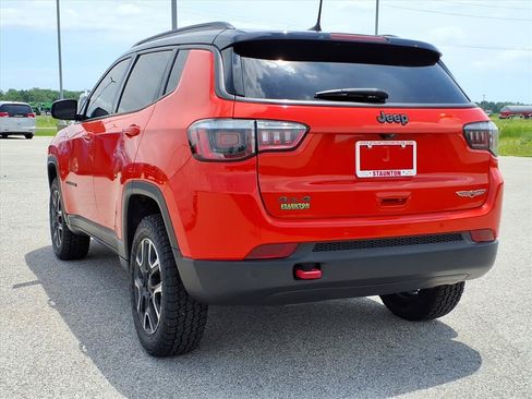 Used 2020 Jeep Compass Trailhawk w/ Cold Weather Group AWD/4WD image 27