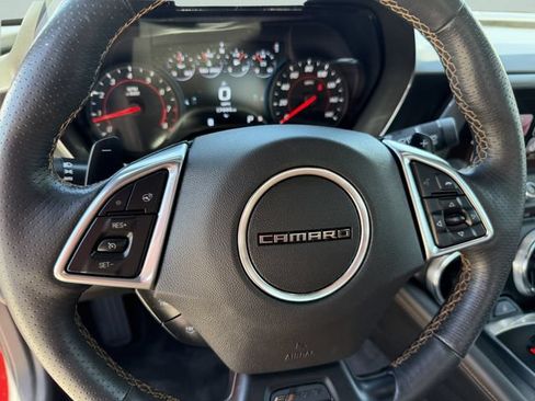 Used 2017 Chevrolet Camaro LT RWD image 22