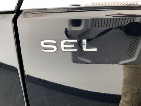 Certified 2023 Volkswagen Atlas SEL AWD/4WD image 18