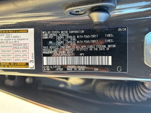 Used 2024 Toyota 4Runner TRD Off-Road image 34