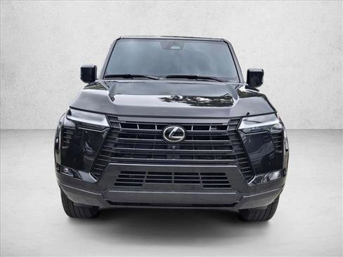 Used 2025 Lexus GX 550 w/ Accessory Package (Z1) image 2