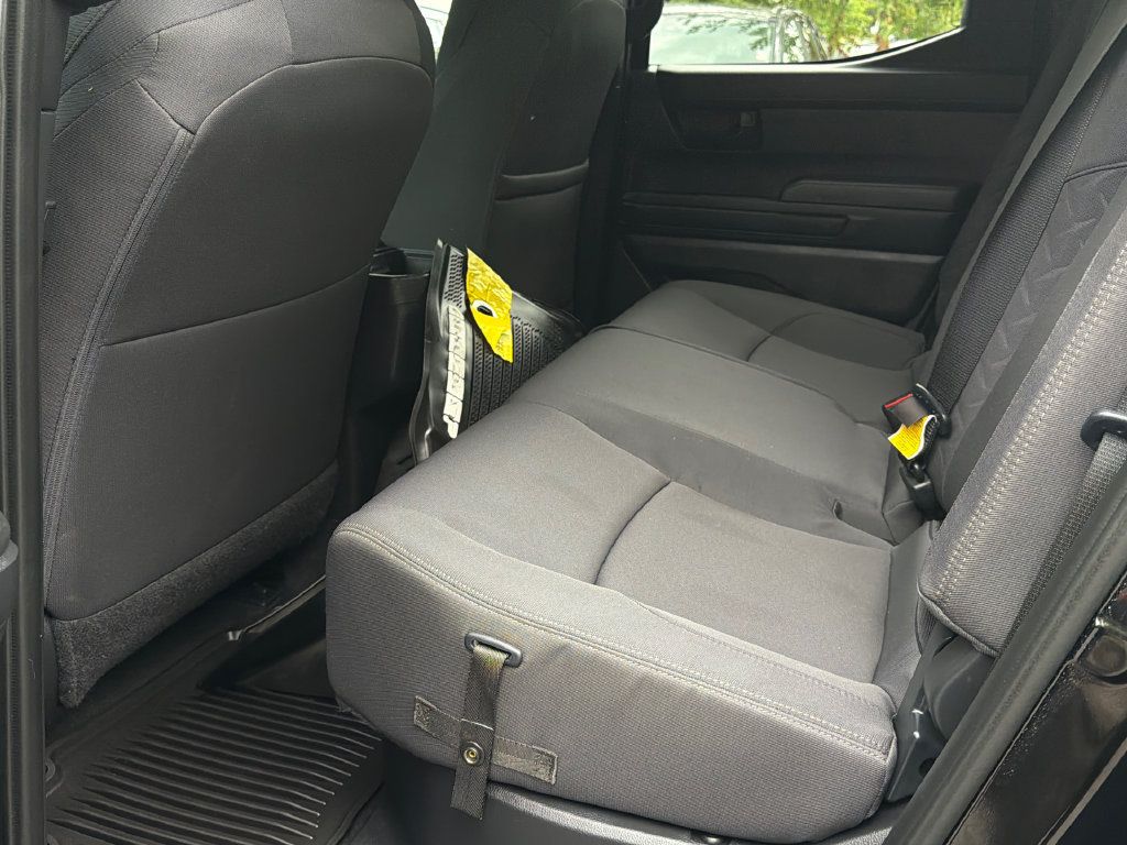 Used 2025 Toyota Tacoma SR5 AWD/4WD image 10