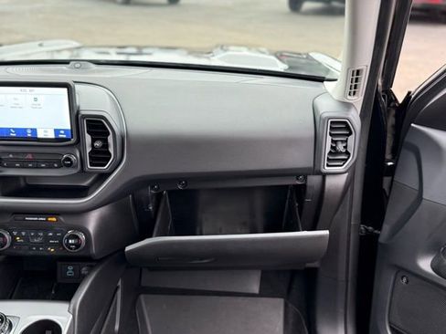 Used 2021 Ford Bronco Sport Outer Banks w/ Outer Banks Package (96D) image 31