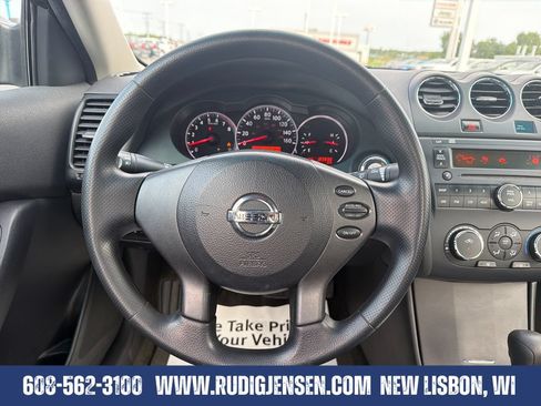 Used 2012 Nissan Altima 2.5 S FWD image 14