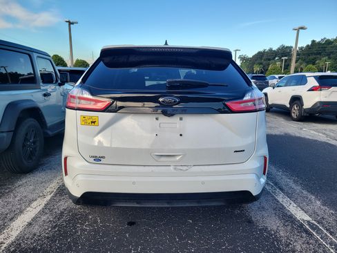 Used 2024 Ford Edge SE w/ Black Appearance Package AWD/4WD image 6
