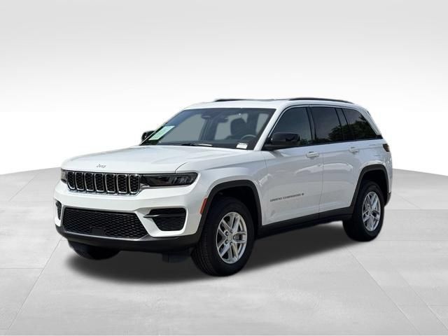 Used 2025 Jeep Grand Cherokee Laredo X w/ Luxury Tech Group I AWD/4WD image 9