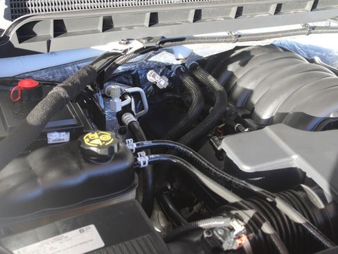 Used 2017 Chevrolet Silverado 1500 LT w/ Texas Edition image 27