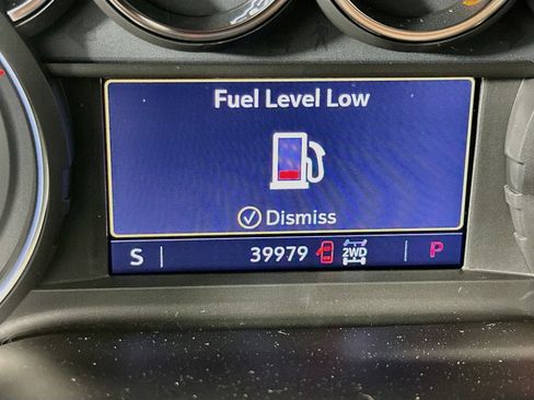 Used 2019 Chevrolet Silverado 1500 LT w/ All-Star Edition AWD/4WD image 13