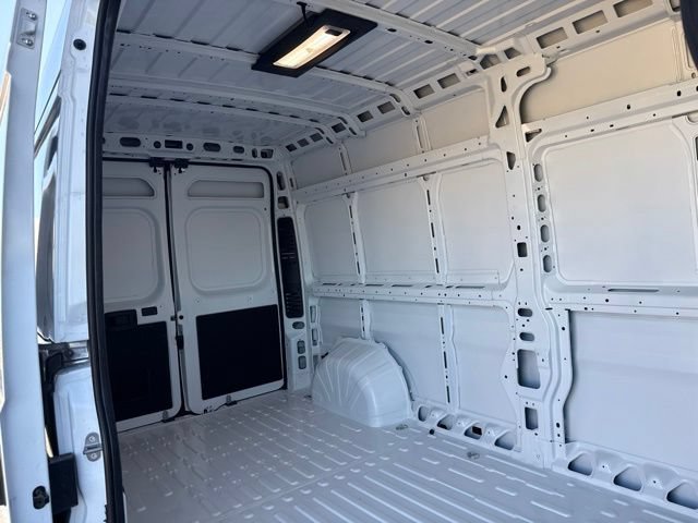 New 2027 RAM ProMaster 2500 w/ Convenience Group FWD image 13