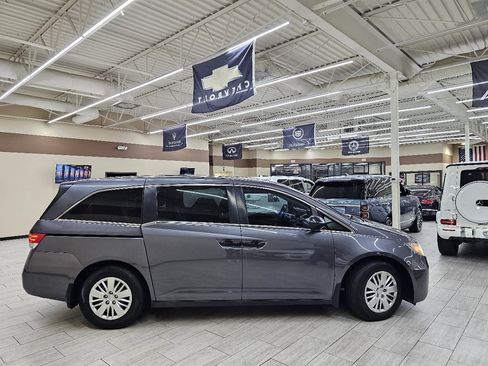 Used 2016 Honda Odyssey LX image 5