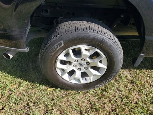 Used 2023 Ford F150 XLT image 7