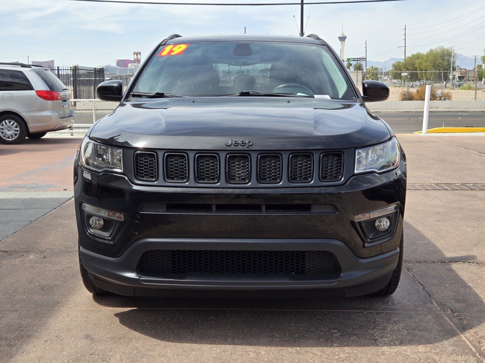 Used 2019 Jeep Compass Latitude FWD image 5