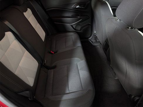 Used 2024 Chevrolet Trax RS w/ Driver Confidence Package image 27