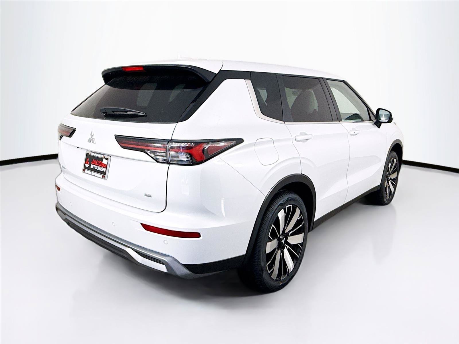 New 2026 Mitsubishi Outlander SE FWD image 34