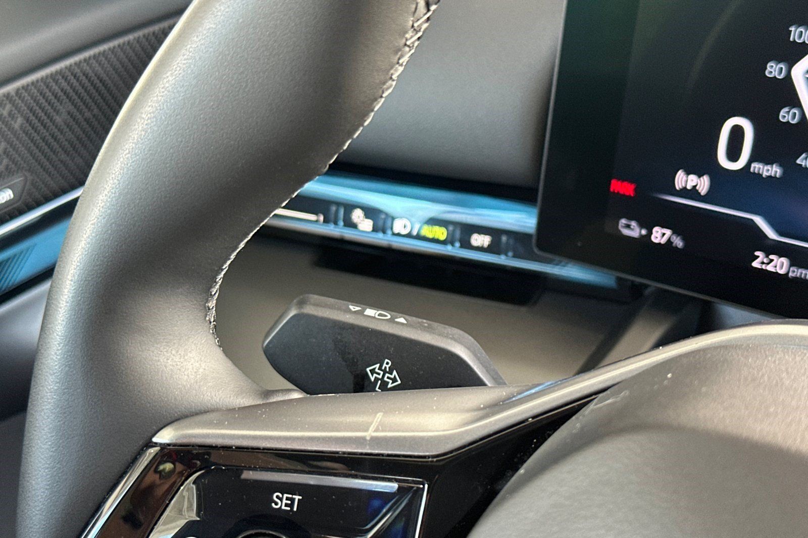 Certified 2024 BMW i5 eDrive40i w/ Premium Package RWD image 33