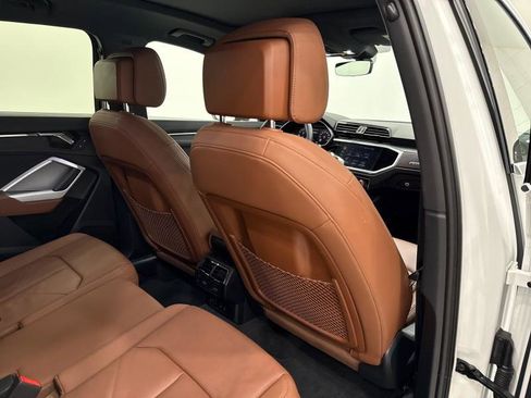 Used 2022 Audi Q3 2.0T Premium w/ Convenience Package image 46