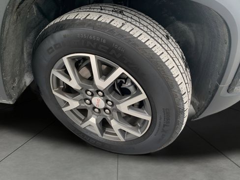 Used 2023 GMC Acadia SLE w/ Driver Convenience Package image 38