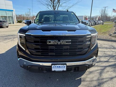 Used 2025 GMC Sierra 1500 Pro w/ Pro Value Package image 9