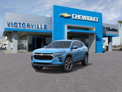 New 2026 Chevrolet Trax LT w/ Driver Confidence Package image 8
