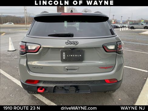 Used 2022 Jeep Compass Trailhawk w/ Trailhawk Elite Group image 4